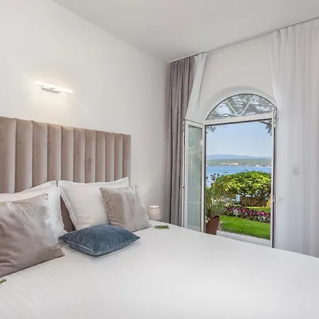 Apartment Beautiful In Porat With House Sea View *