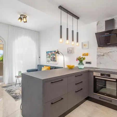 Beautiful In Porat With House Sea View Apartment Porat (Krk)