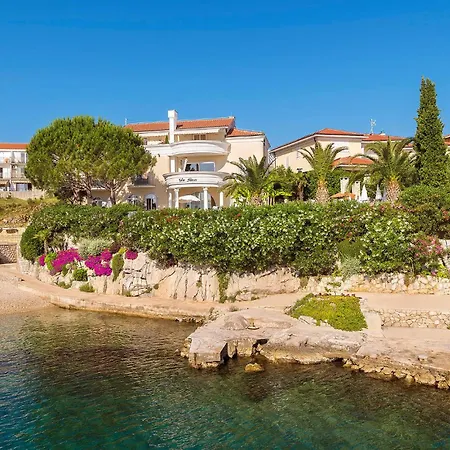 Beautiful In Porat With House Sea View *